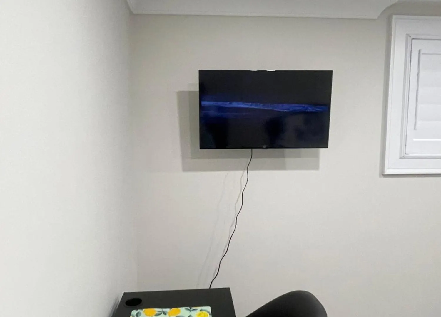 Homestay Luxury Basement-Private Bdr & Bathroom With Free Parking In Toronto