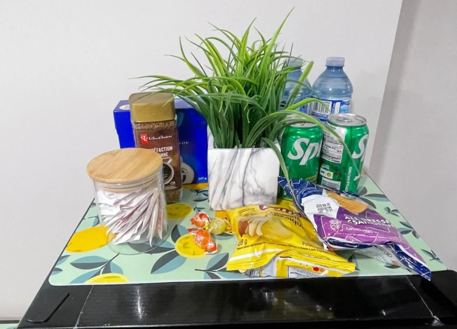Luxury Basement-Private Bdr & Bathroom With Free Parking In Toronto 0*,  Canada